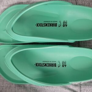 Birkenstock Women's Green Sandals